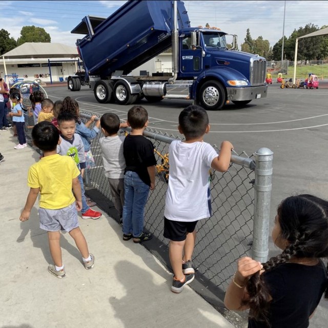A truck showing the students how it operates!